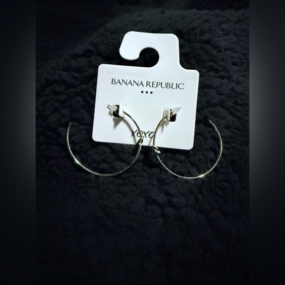 Banana Republic Jewelry - Banana Republic XOXO Gold Tone Hoop Fashion Earrings NWT